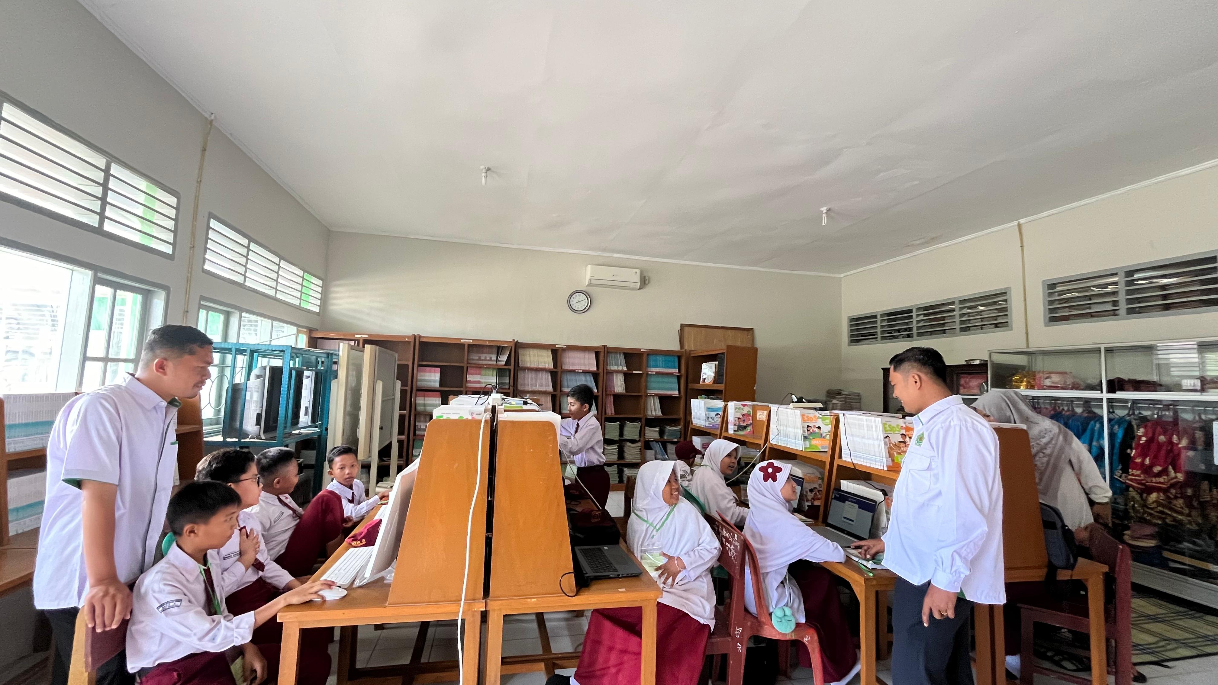 Gedung Madrasah 6 ulang