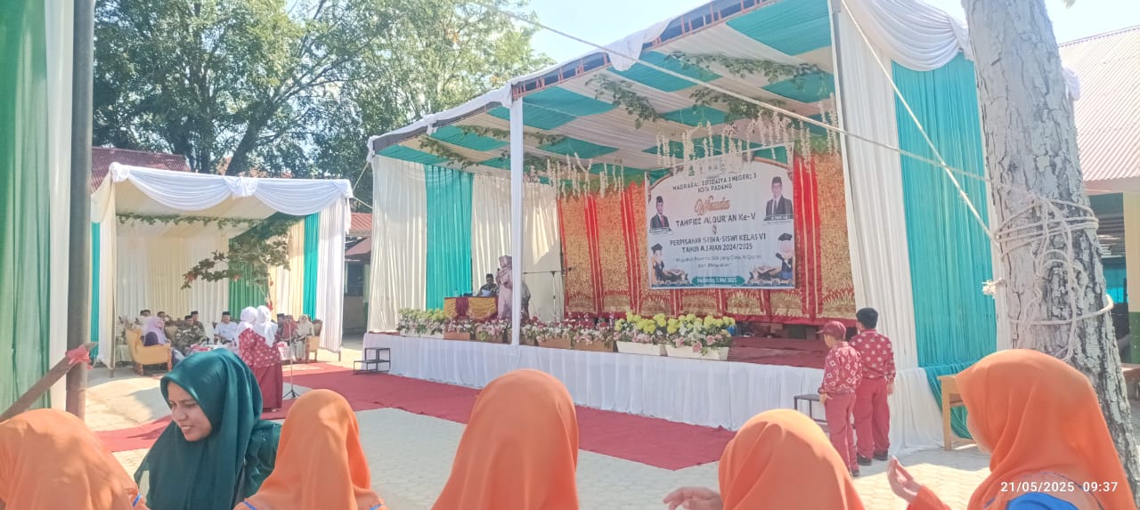 Gedung Madrasah 8 ulang